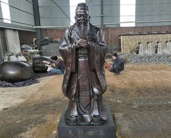 玻璃鋼雕塑制作出仿銅效果的步驟是什么呢？