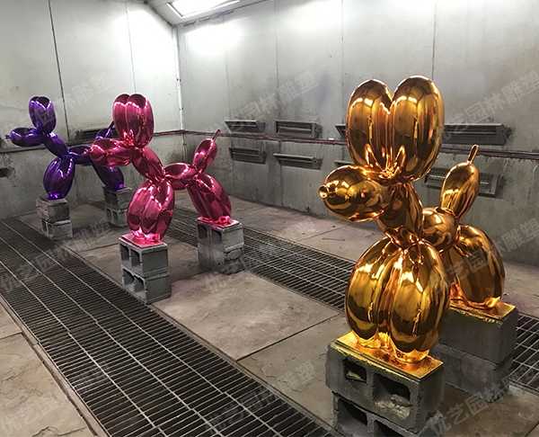 不銹鋼雕塑制作需要注意什么？